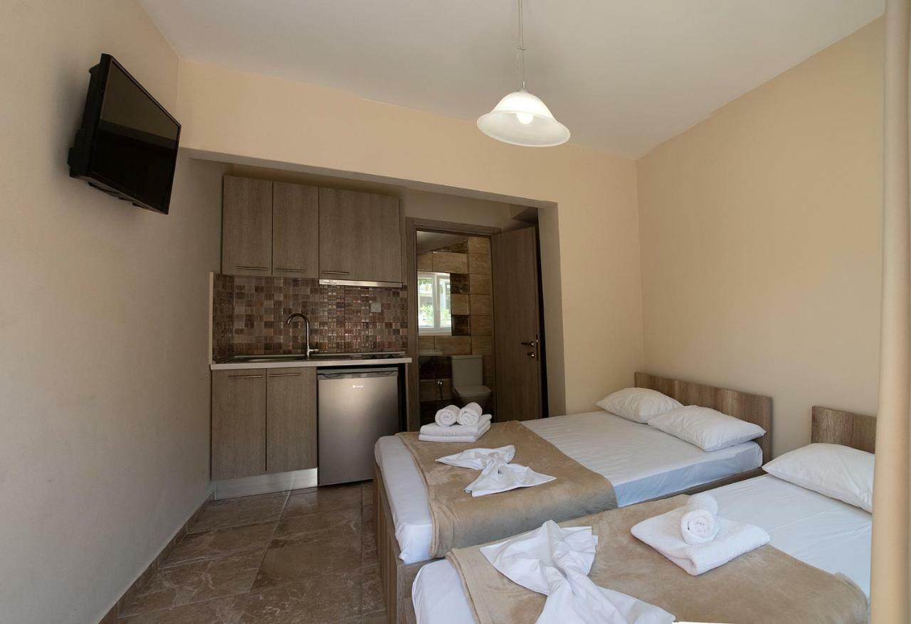 Olympic Coast Apartment Olympiaki Akti Bagian luar foto