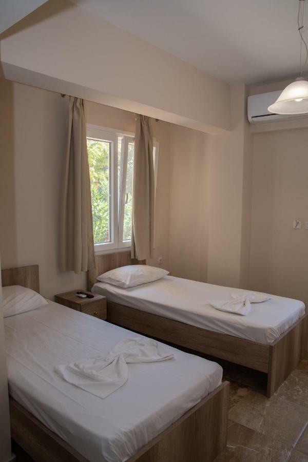 Olympic Coast Apartment Olympiaki Akti Bagian luar foto