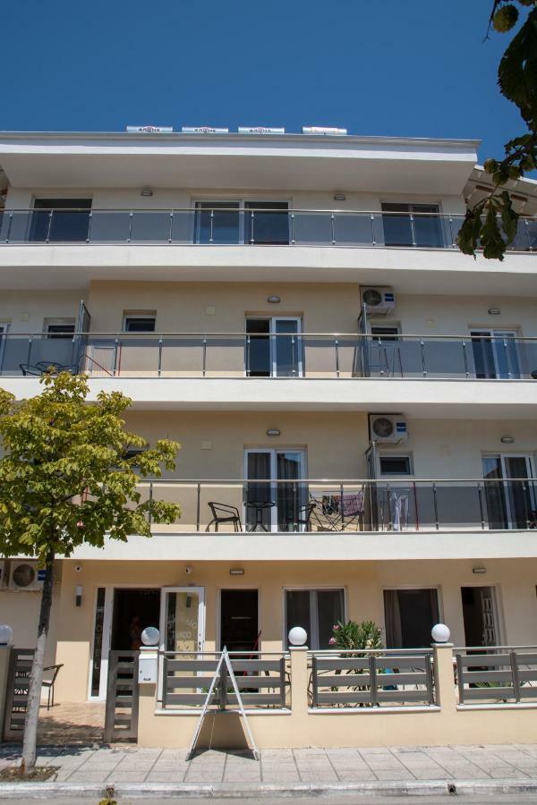 Olympic Coast Apartment Olympiaki Akti Bagian luar foto